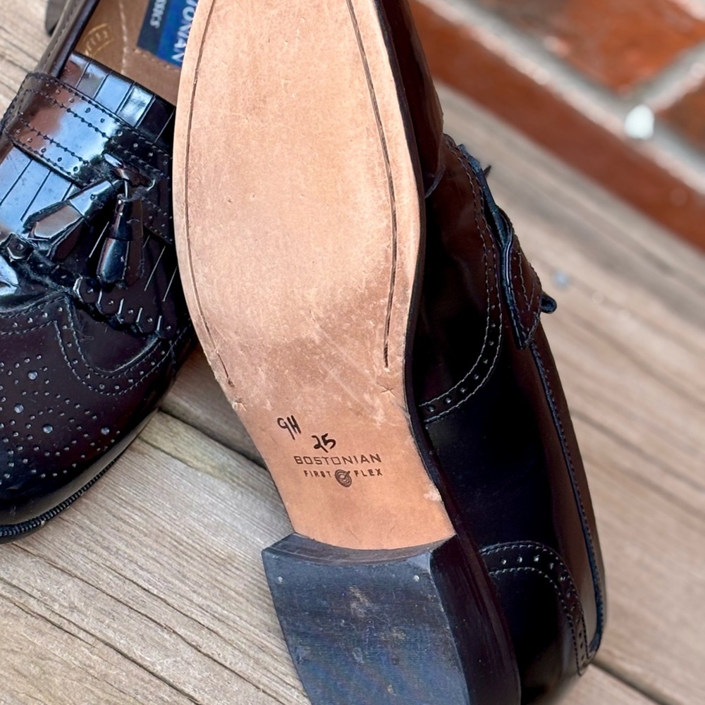 Bostonians Classics First Flex Kiltie Tassel Black Leather Loafers 9.5M - Picture 9 of 9
